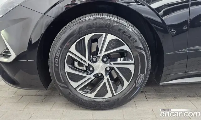 Hyundai Sonata 2023 2.0 автомат (гидро), миниатюра 5 Hyundai Sonata 2023 2.0 автомат (гидро), миниатюра 5