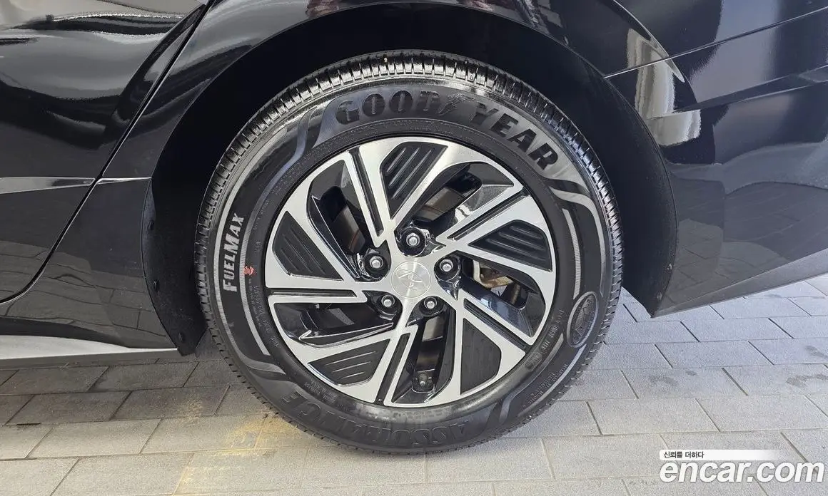 Hyundai Sonata 2023 2.0 автомат (гидро), фото 7 Hyundai Sonata 2023 2.0 автомат (гидро), фото 7