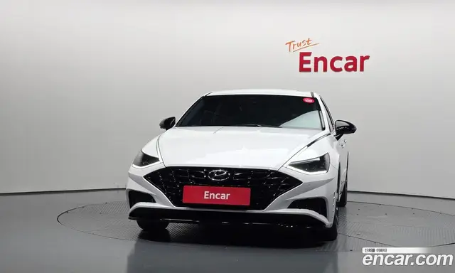 Hyundai Sonata 2023 1.6 автомат (гидро), миниатюра 3