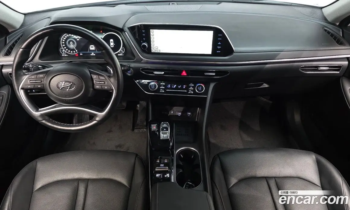 Hyundai Sonata 2023 1.6 автомат (гидро), фото 10