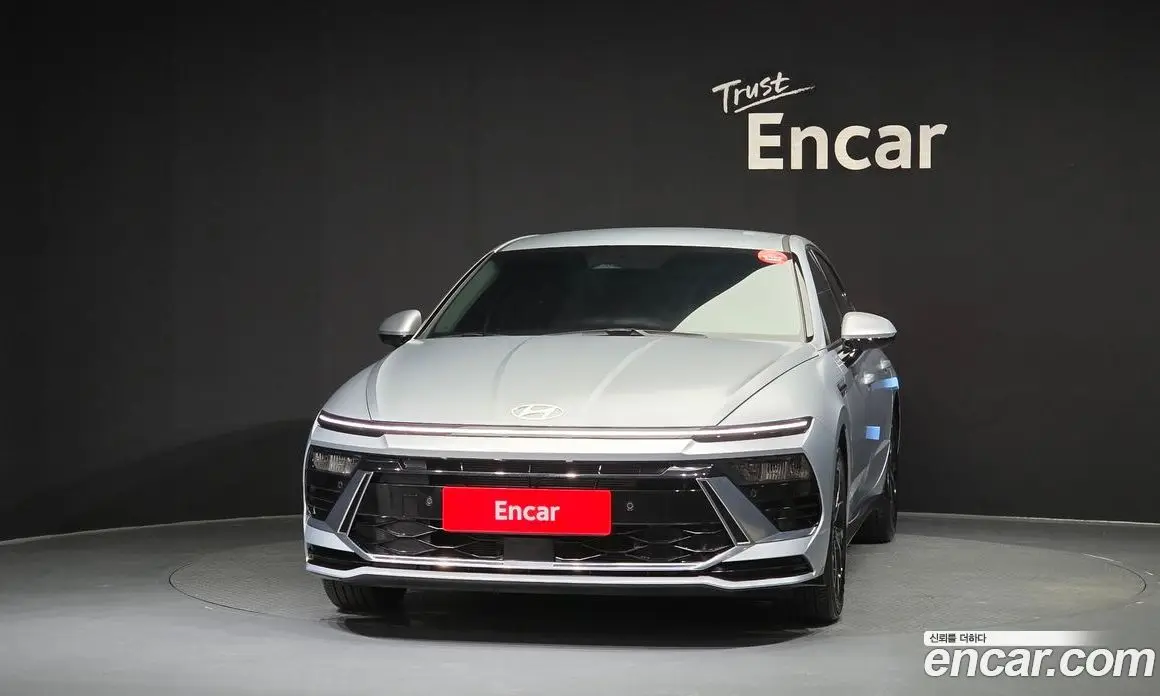Hyundai Sonata 2024 2.0 автомат (гидро), фото 3