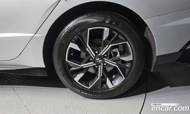 Hyundai Sonata 2024 2.0 автомат (гидро), миниатюра 7