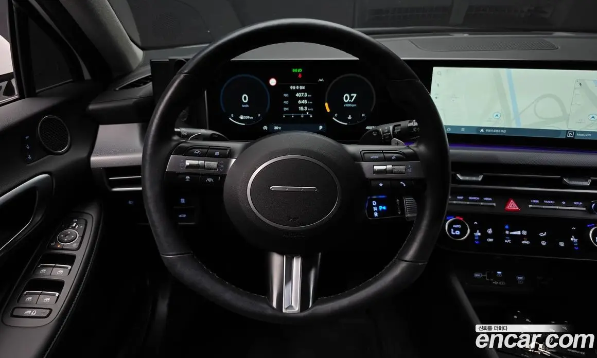 Hyundai Sonata 2024 1.6 автомат (гидро), фото 19