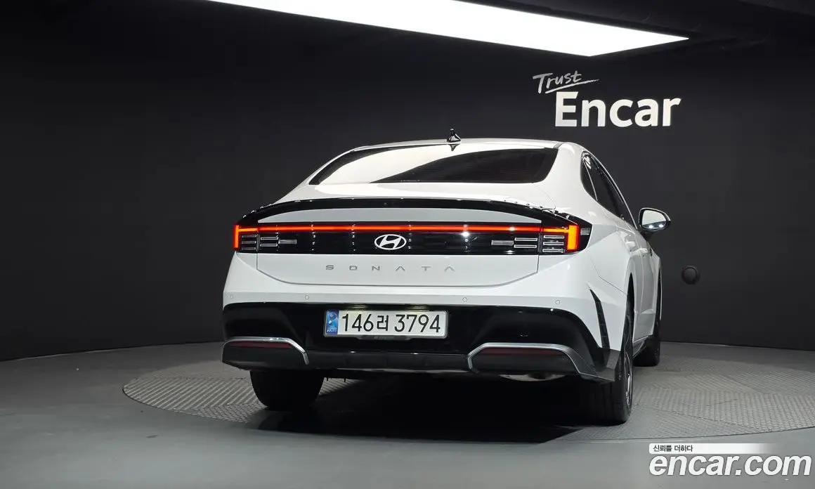 Hyundai Sonata 2024 1.6 автомат (гидро), фото 4