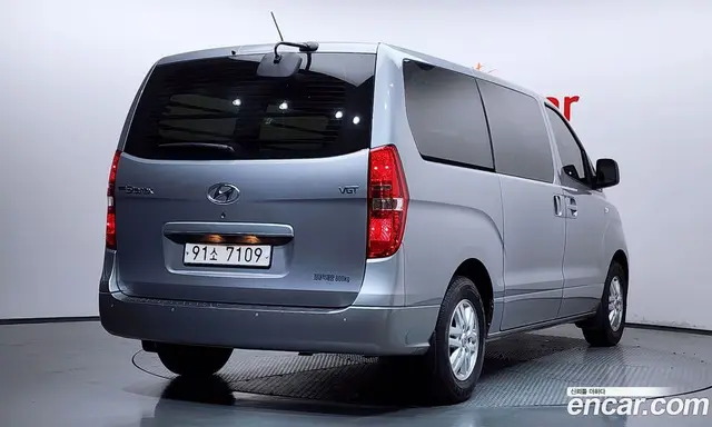 Hyundai Starex 2021 2.5 автомат (гидро), миниатюра 2