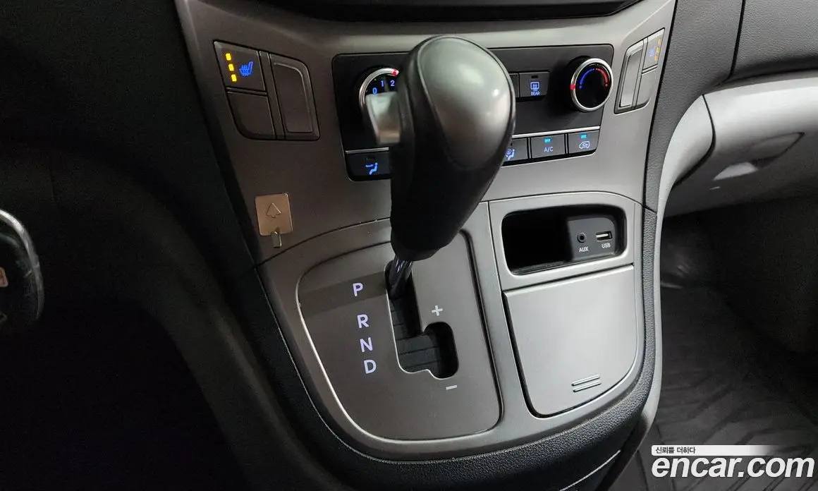 Hyundai Starex 2021 2.5 автомат (гидро), фото 12