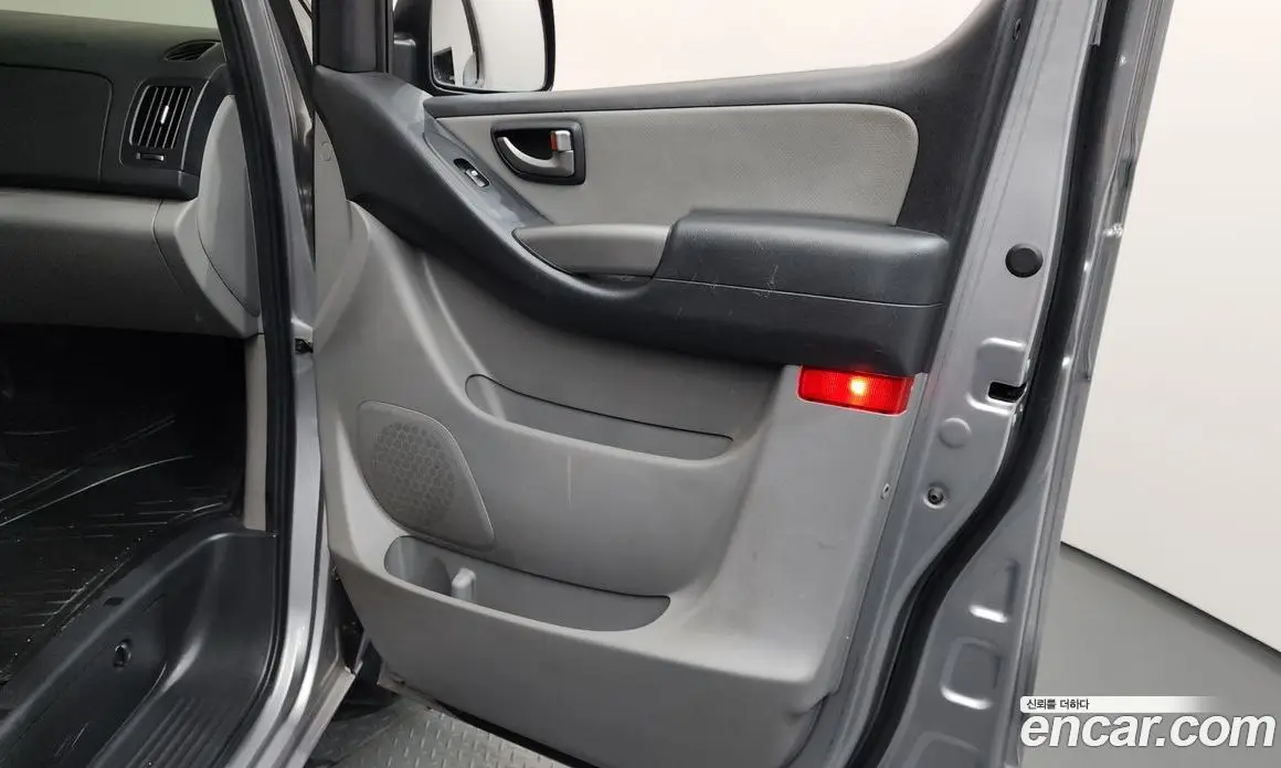 Hyundai Starex 2021 2.5 автомат (гидро), фото 14