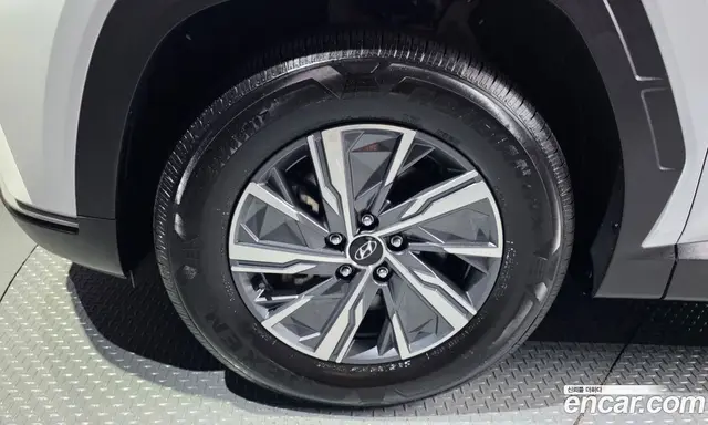 Hyundai Tucson 2023 1.6 автомат (гидро), миниатюра 5 Hyundai Tucson 2023 1.6 автомат (гидро), миниатюра 5