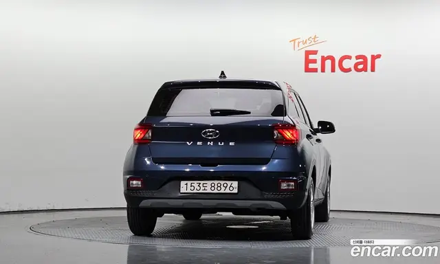 Hyundai Venue 2021 1.6 автомат (гидро), миниатюра 4