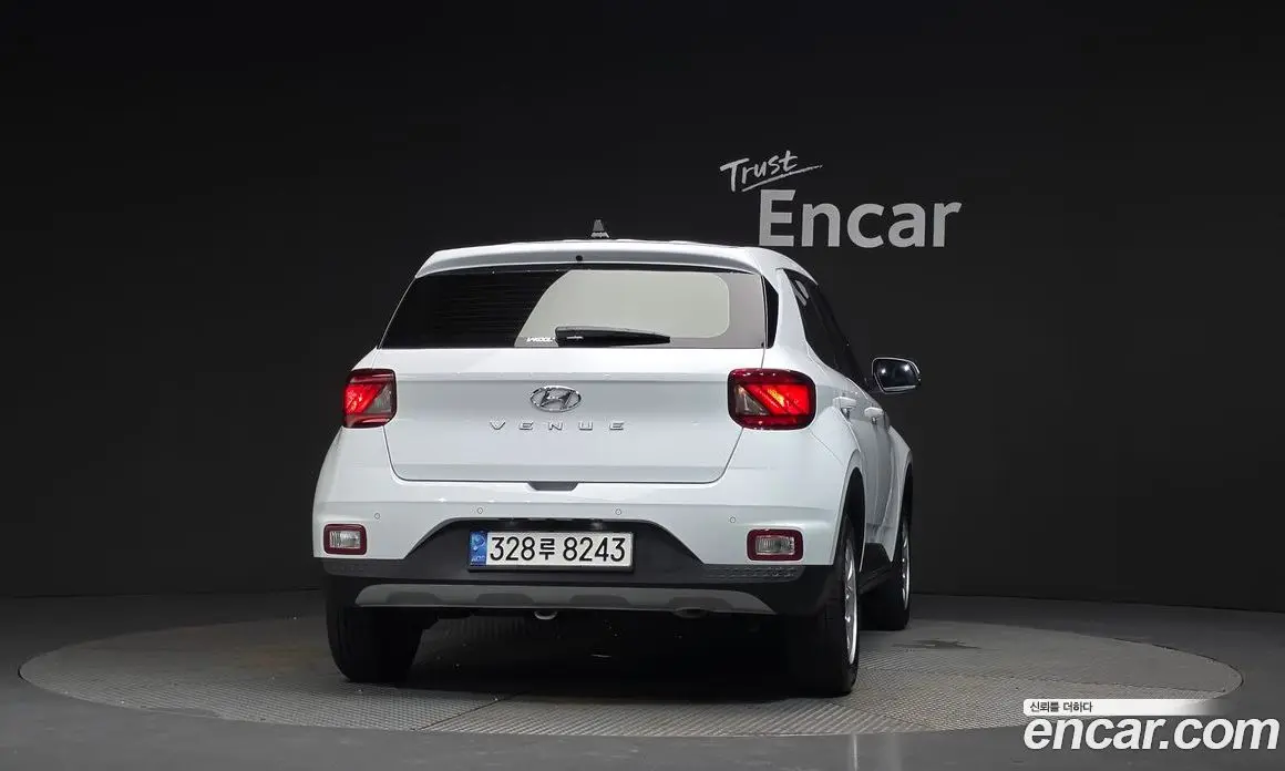 Hyundai Venue 2022 1.6 автомат (гидро), фото 4 Hyundai Venue 2022 1.6 автомат (гидро), фото 4