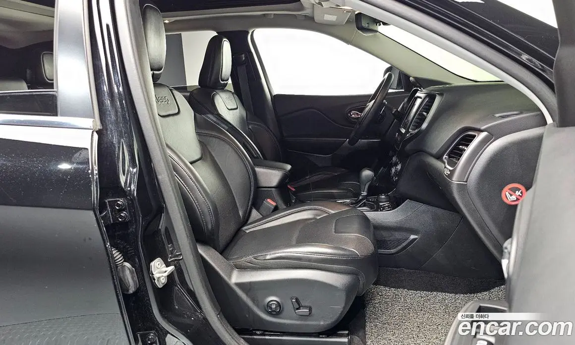 Jeep Cherokee 2018 2.4 автомат (гидро), фото 12 Jeep Cherokee 2018 2.4 автомат (гидро), фото 12