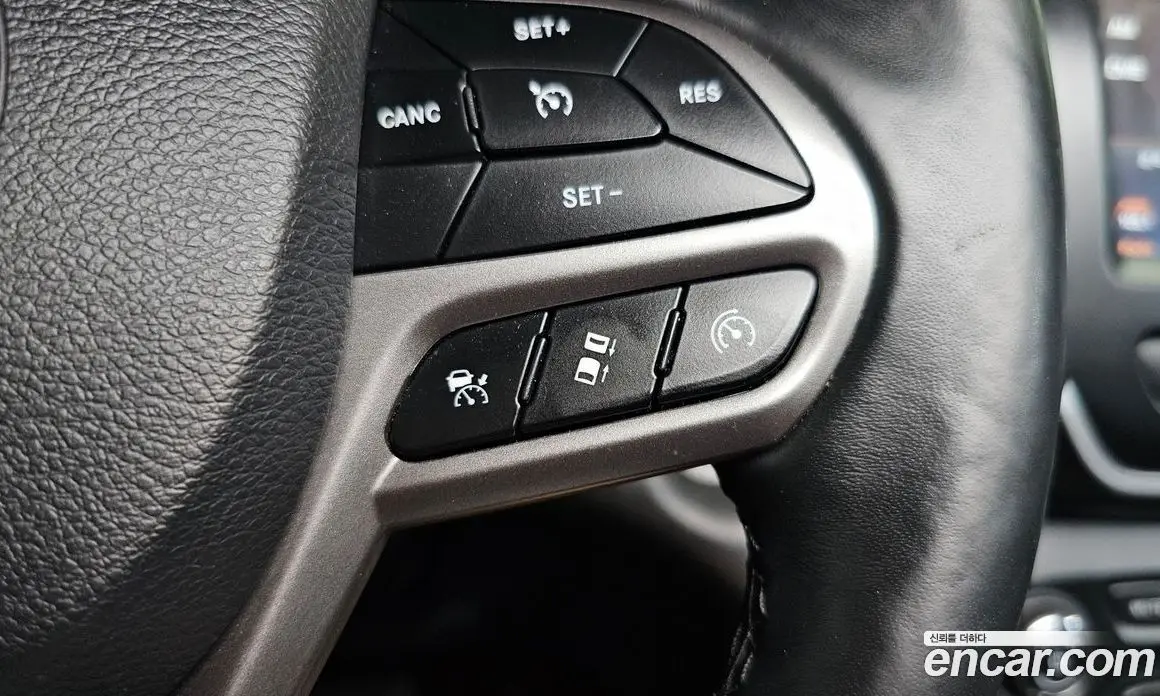 Jeep Cherokee 2018 2.4 автомат (гидро), фото 17 Jeep Cherokee 2018 2.4 автомат (гидро), фото 17