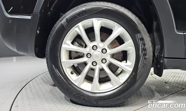 Jeep Cherokee 2018 2.4 автомат (гидро), миниатюра 5 Jeep Cherokee 2018 2.4 автомат (гидро), миниатюра 5