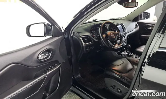 Jeep Cherokee 2018 2.4 автомат (гидро), миниатюра 10 Jeep Cherokee 2018 2.4 автомат (гидро), миниатюра 10