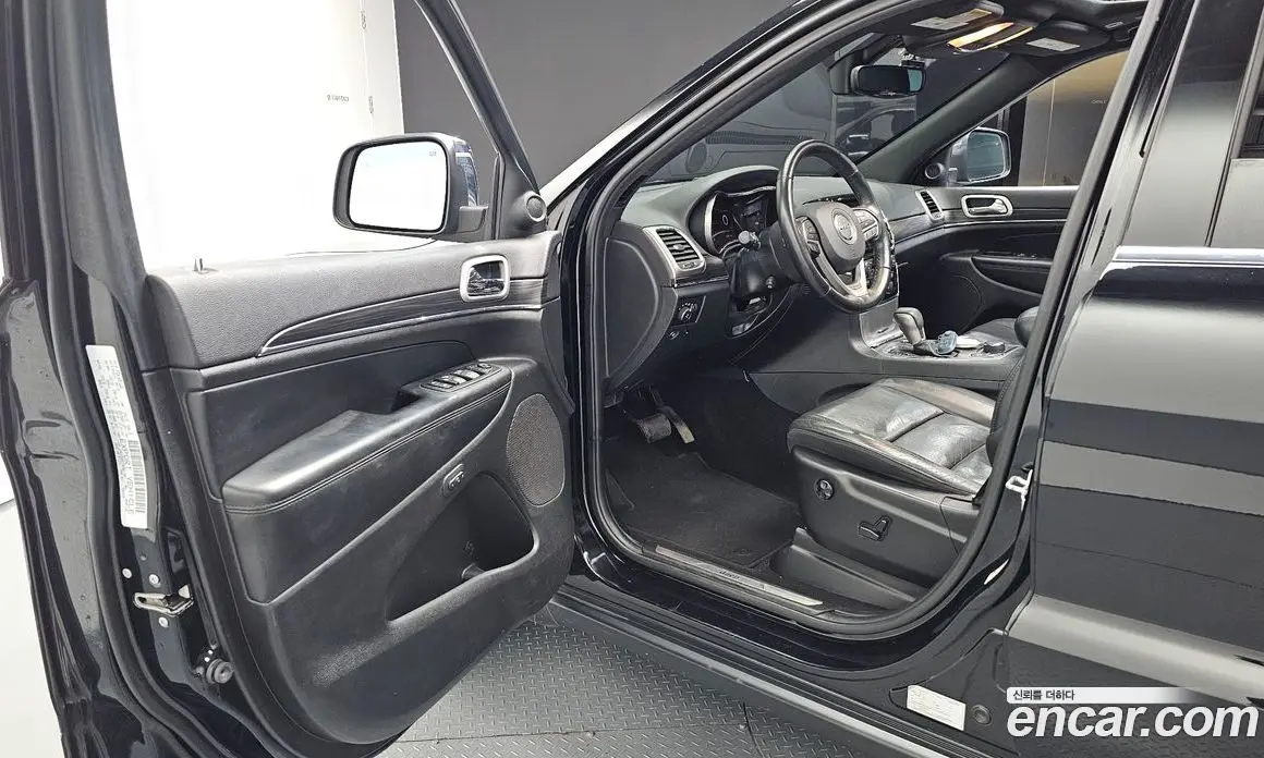 Jeep Cherokee 2019 3.6 автомат (гидро), фото 13 Jeep Cherokee 2019 3.6 автомат (гидро), фото 13