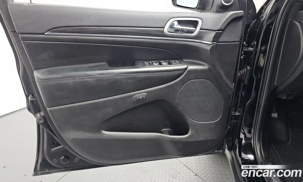 Jeep Cherokee 2019 3.6 автомат (гидро), фото 14 Jeep Cherokee 2019 3.6 автомат (гидро), фото 14