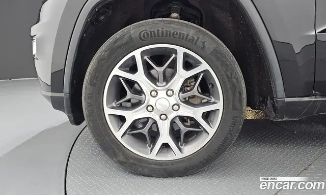 Jeep Cherokee 2019 3.6 автомат (гидро), миниатюра 5 Jeep Cherokee 2019 3.6 автомат (гидро), миниатюра 5
