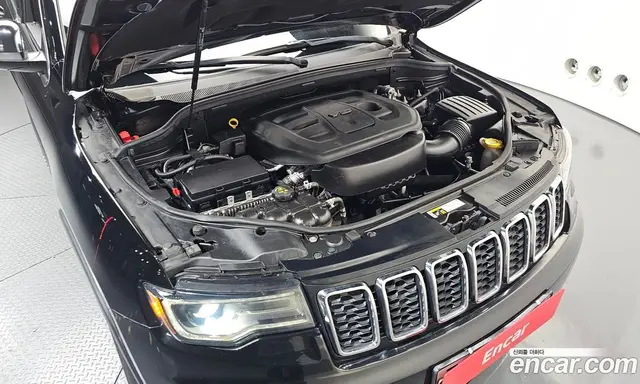 Jeep Cherokee 2019 3.6 автомат (гидро), миниатюра 6 Jeep Cherokee 2019 3.6 автомат (гидро), миниатюра 6