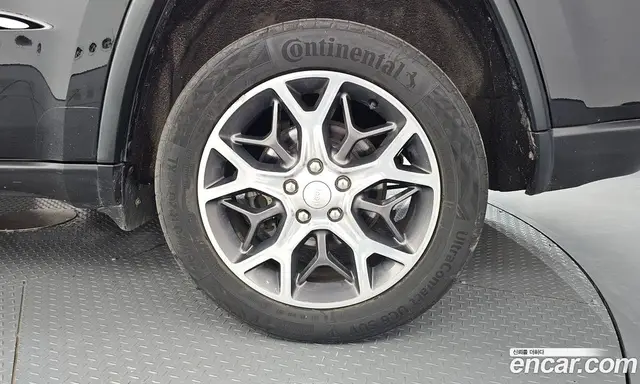 Jeep Cherokee 2019 3.6 автомат (гидро), миниатюра 7 Jeep Cherokee 2019 3.6 автомат (гидро), миниатюра 7
