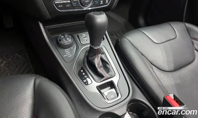 Jeep Cherokee 2021 3.2 автомат (гидро), миниатюра 12