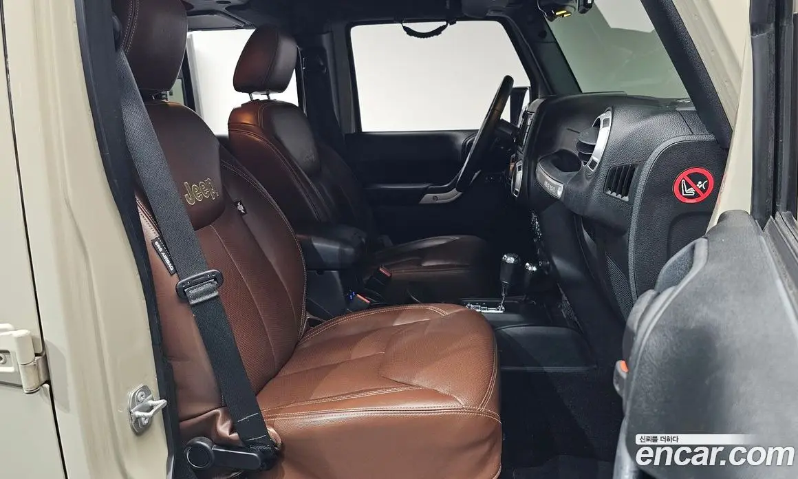 Jeep Wrangler 2017 3.6 автомат (гидро), фото 15 Jeep Wrangler 2017 3.6 автомат (гидро), фото 15