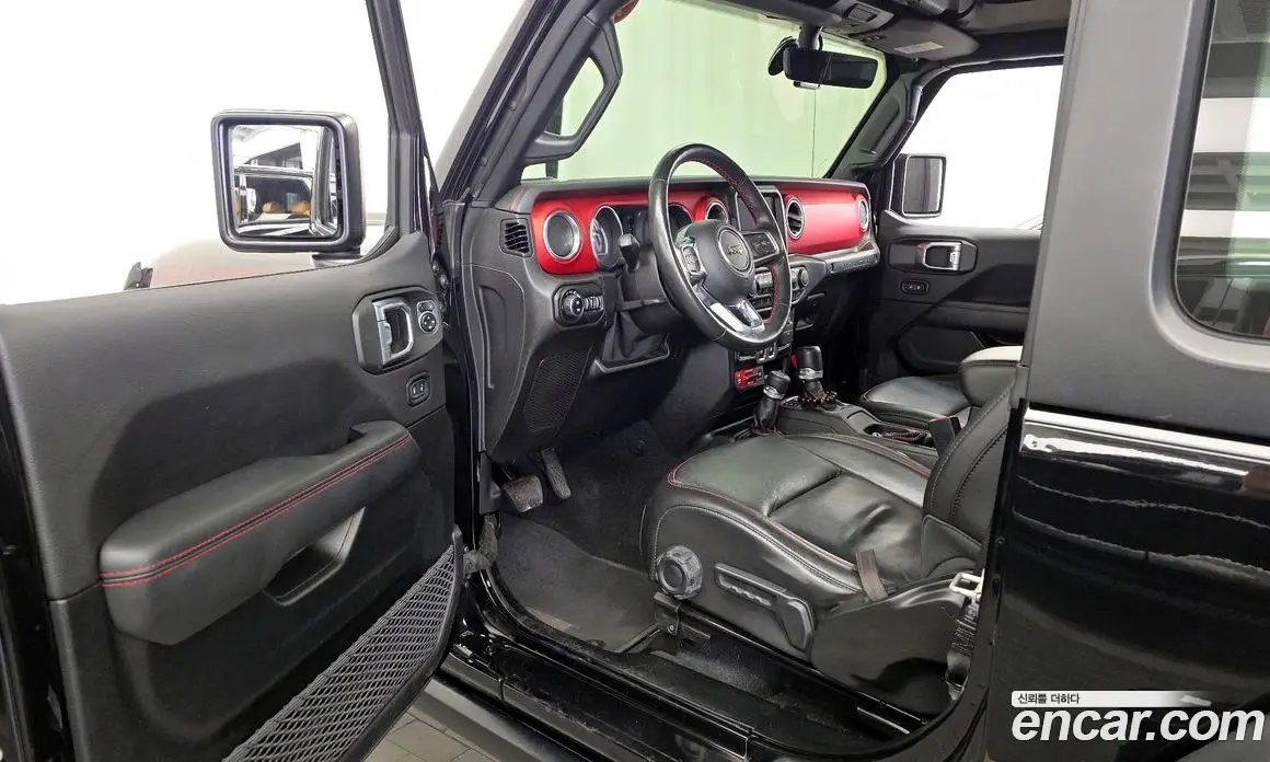 Jeep Wrangler 2020 2.0 автомат (гидро), фото 13 Jeep Wrangler 2020 2.0 автомат (гидро), фото 13