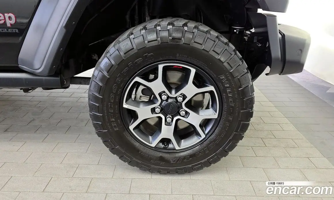 Jeep Wrangler 2020 2.0 автомат (гидро), фото 7 Jeep Wrangler 2020 2.0 автомат (гидро), фото 7