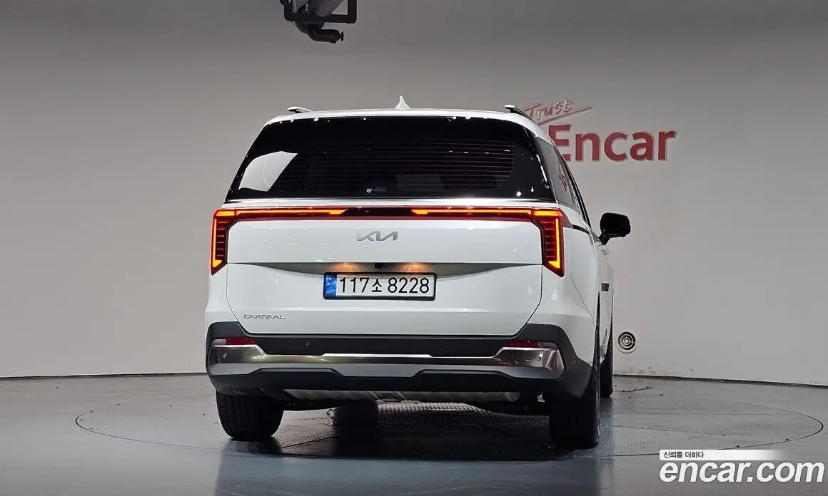 Kia Carnival 2024 3.5 автомат (гидро), фото 3