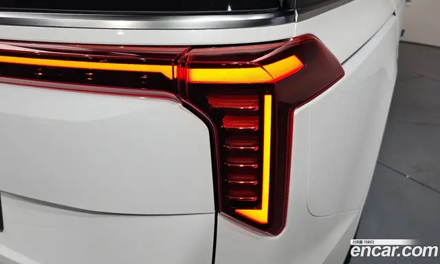 Kia Carnival 2024 3.5 автомат (гидро), миниатюра 8