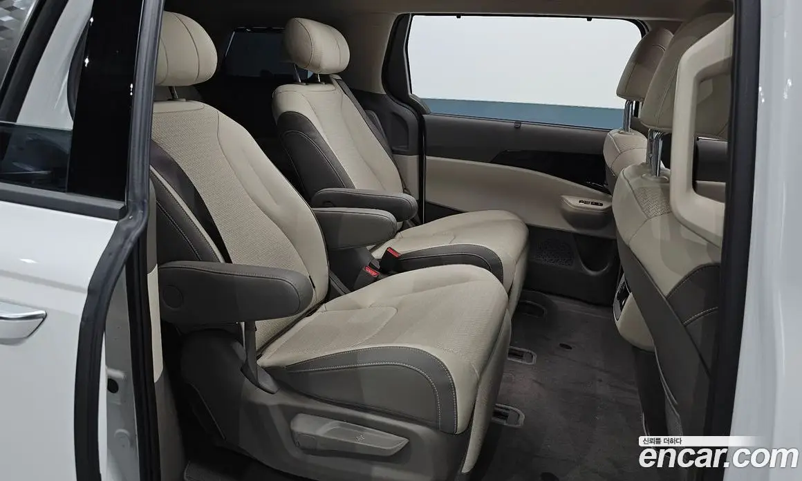 Kia Carnival 2025 1.6 автомат (гидро), фото 15 Kia Carnival 2025 1.6 автомат (гидро), фото 15