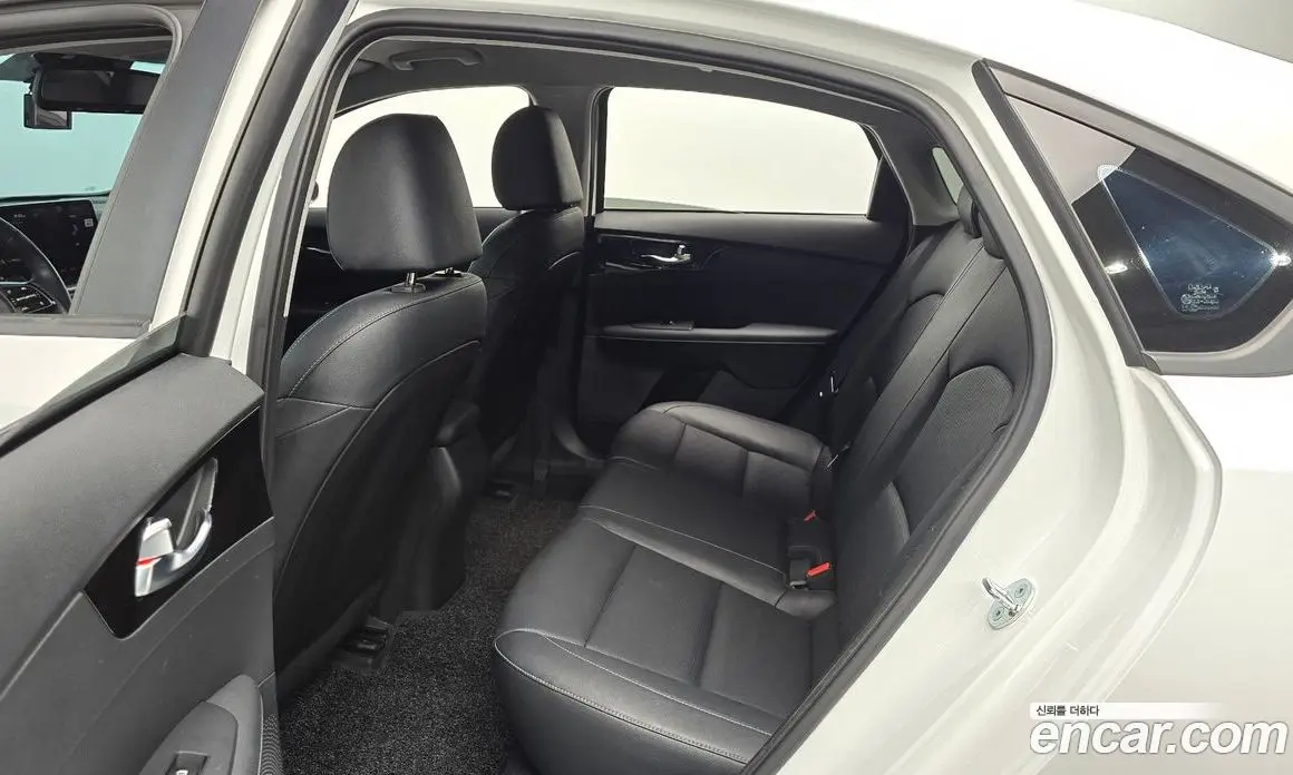 Kia K3 2022 1.6 автомат (гидро), фото 17 Kia K3 2022 1.6 автомат (гидро), фото 17