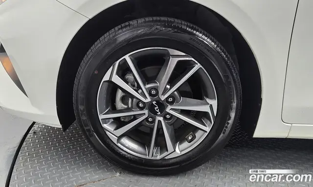 Kia K3 2022 1.6 автомат (гидро), миниатюра 5 Kia K3 2022 1.6 автомат (гидро), миниатюра 5