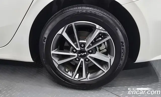 Kia K3 2022 1.6 автомат (гидро), миниатюра 7 Kia K3 2022 1.6 автомат (гидро), миниатюра 7