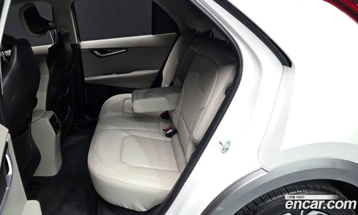 Kia Niro 2022 0.2 автомат (гидро), фото 18 Kia Niro 2022 0.2 автомат (гидро), фото 18