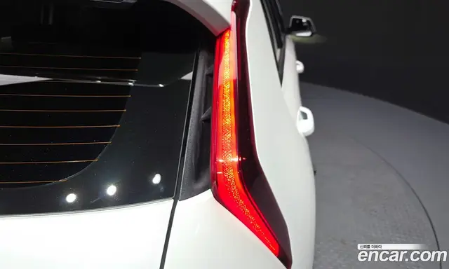 Kia Niro 2022 0.2 автомат (гидро), миниатюра 9 Kia Niro 2022 0.2 автомат (гидро), миниатюра 9