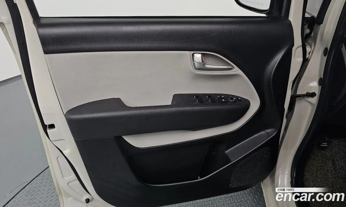 Kia Ray 2019 1.0 автомат (гидро), фото 13