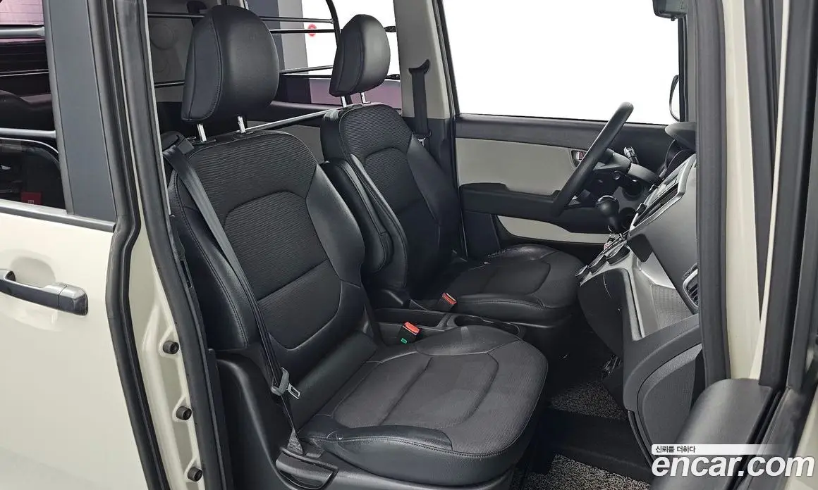 Kia Ray 2019 1.0 автомат (гидро), фото 15
