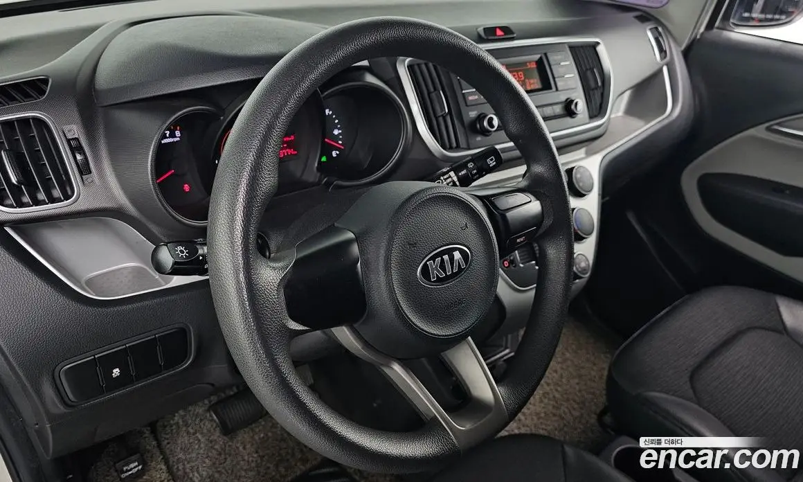 Kia Ray 2019 1.0 автомат (гидро), фото 18