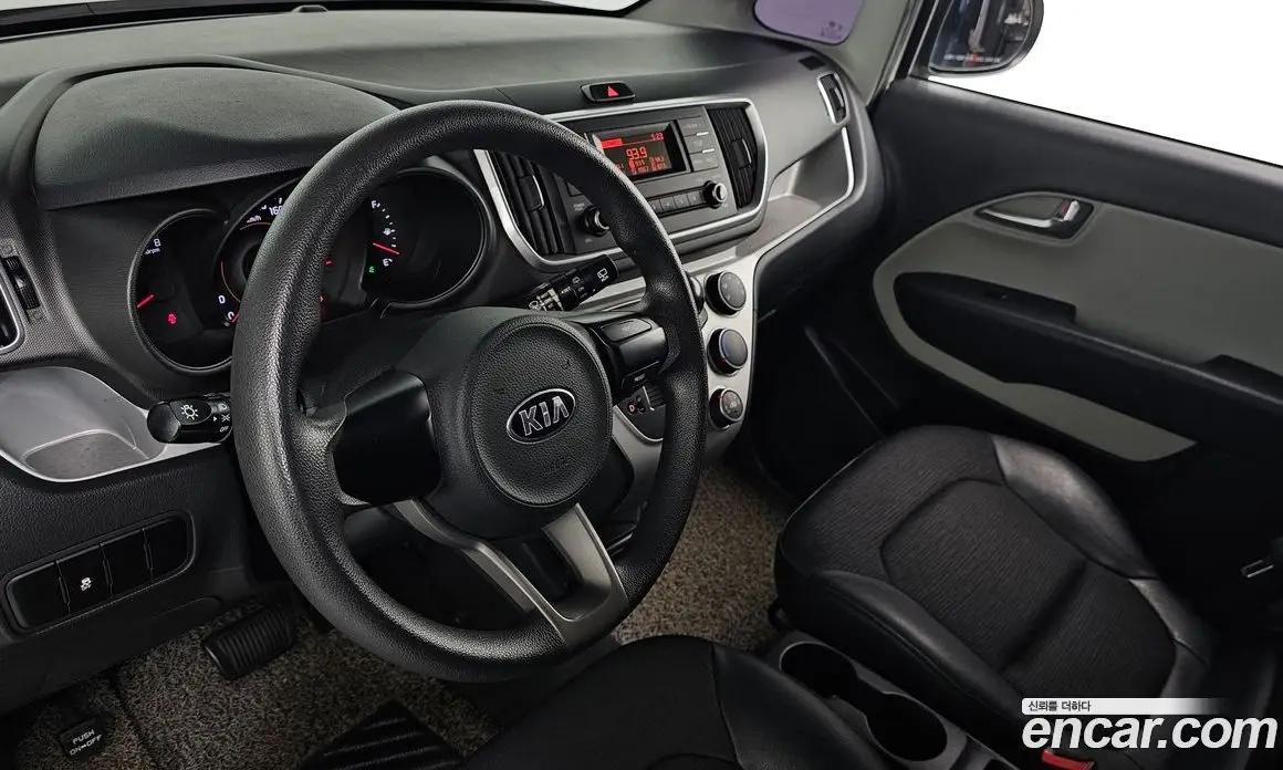 Kia Ray 2019 1.0 автомат (гидро), фото 9