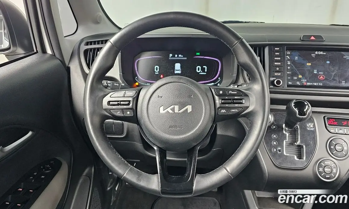 Kia Ray 2022 1.0 автомат (гидро), фото 18