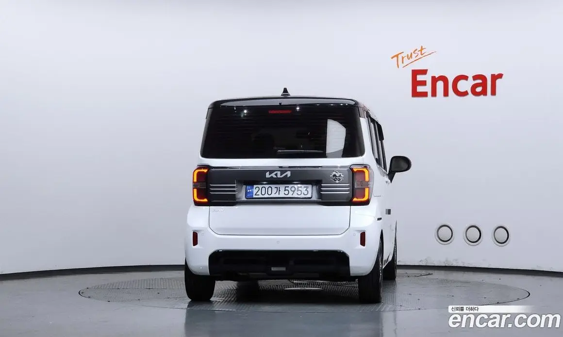 Kia Ray 2023 1.0 автомат (гидро), фото 4