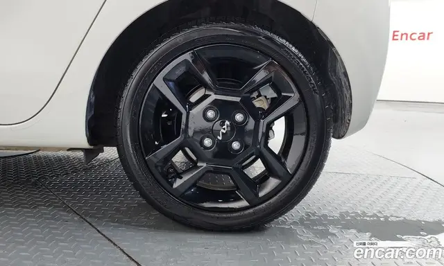 Kia Ray 2023 1.0 автомат (гидро), миниатюра 7