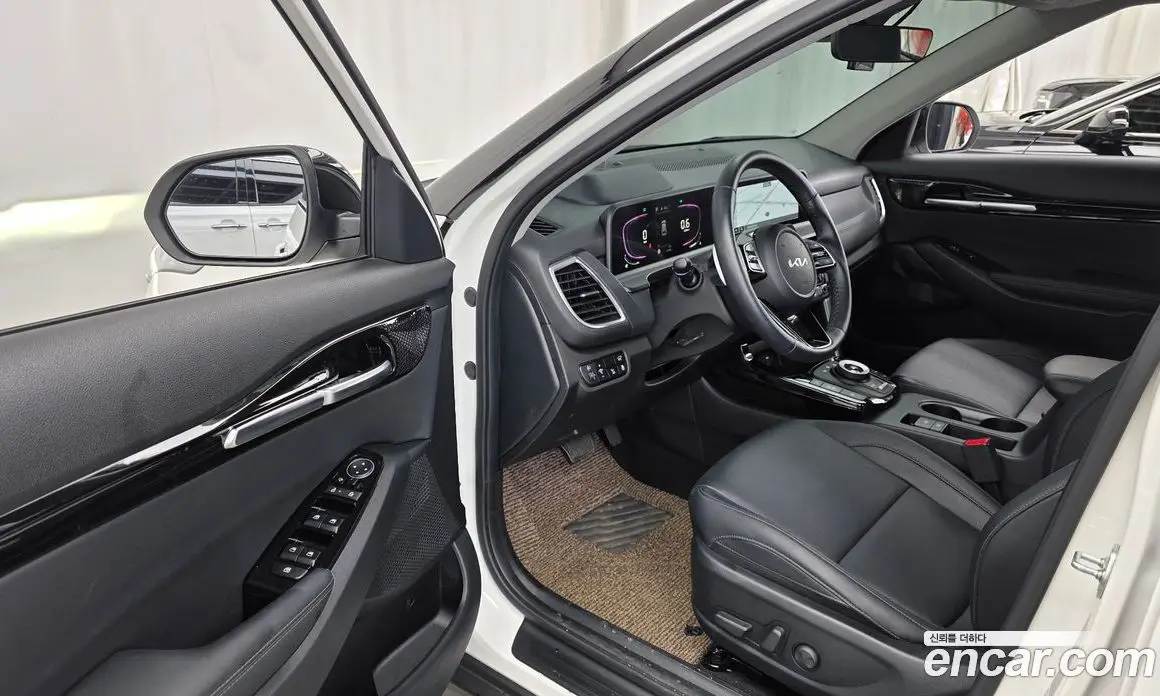 Kia Seltos 2023 1.6 автомат (гидро), фото 13 Kia Seltos 2023 1.6 автомат (гидро), фото 13