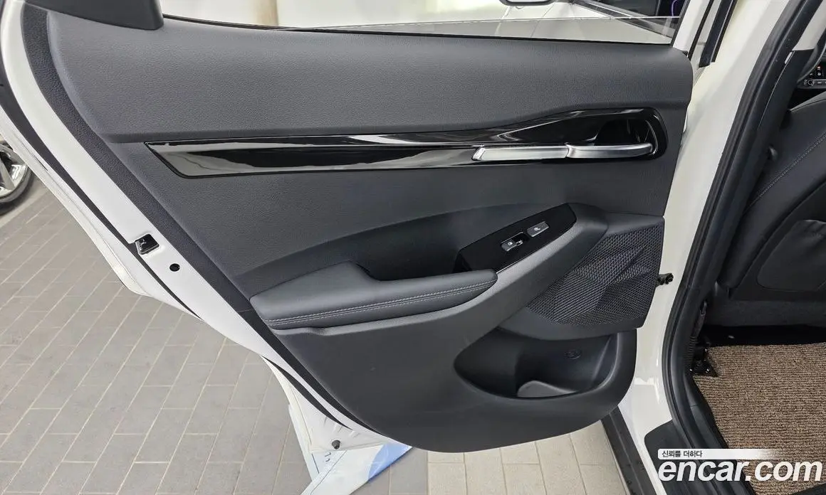 Kia Seltos 2023 1.6 автомат (гидро), фото 15 Kia Seltos 2023 1.6 автомат (гидро), фото 15