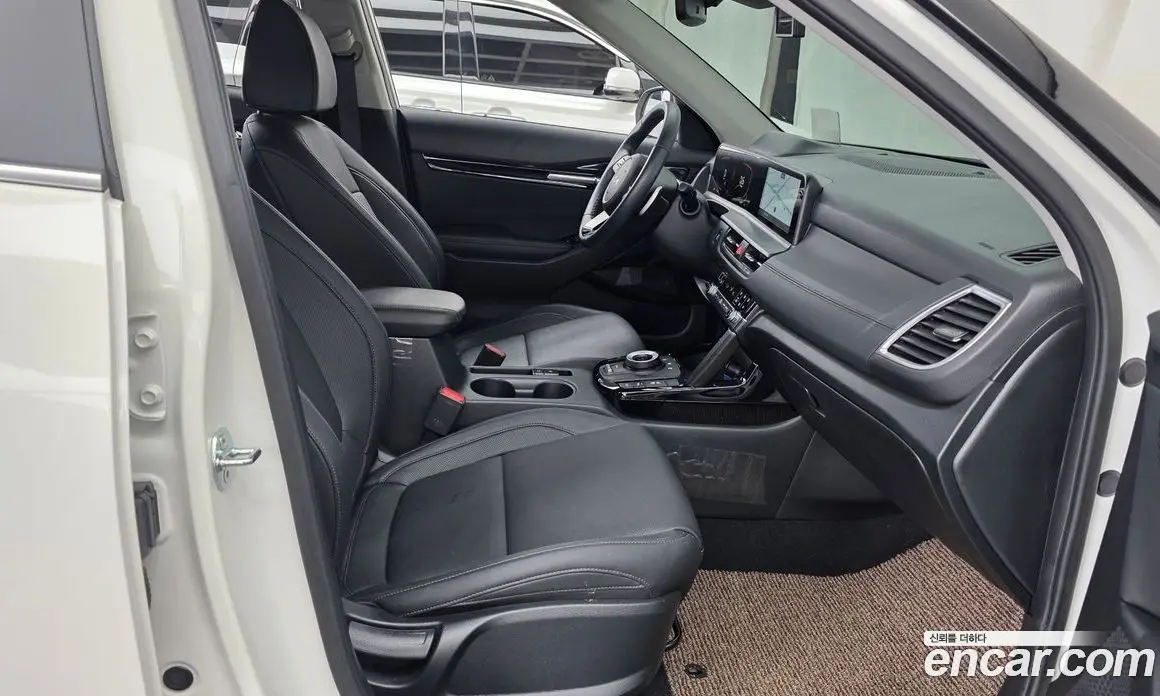 Kia Seltos 2023 1.6 автомат (гидро), фото 16 Kia Seltos 2023 1.6 автомат (гидро), фото 16