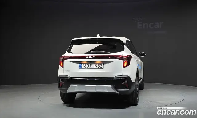 Kia Seltos 2026 1.6 автомат (гидро), миниатюра 4 Kia Seltos 2026 1.6 автомат (гидро), миниатюра 4