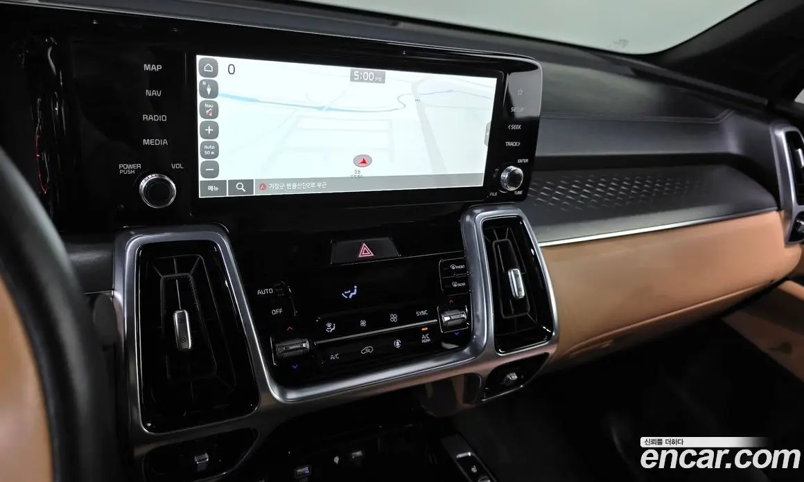 Kia Sorento 2022 2.2 автомат (гидро), фото 19
