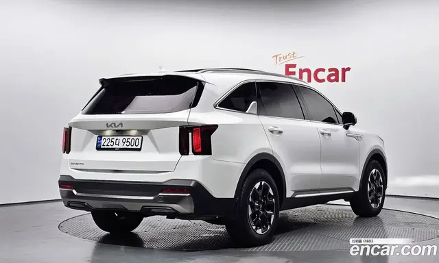 Kia Sorento 2023 2.5 автомат (гидро), миниатюра 2