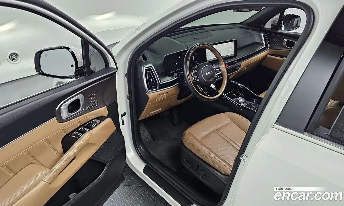 Kia Sorento 2023 2.5 автомат (гидро), фото 17