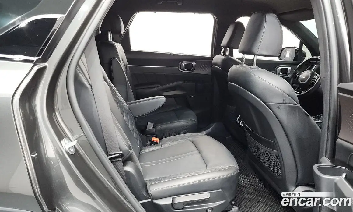 Kia Sorento 2024 2.5 автомат (гидро), фото 17 Kia Sorento 2024 2.5 автомат (гидро), фото 17